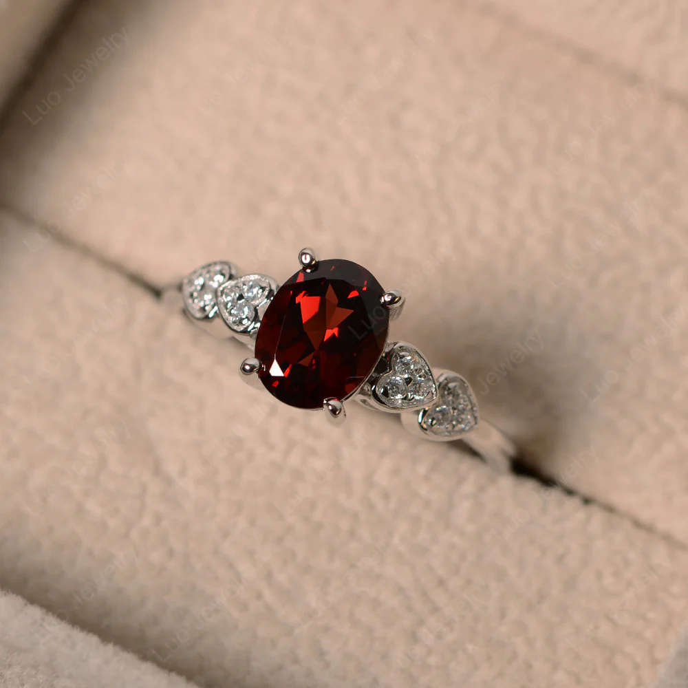 Heart Deco Garnet Engagement Ring - Image 4