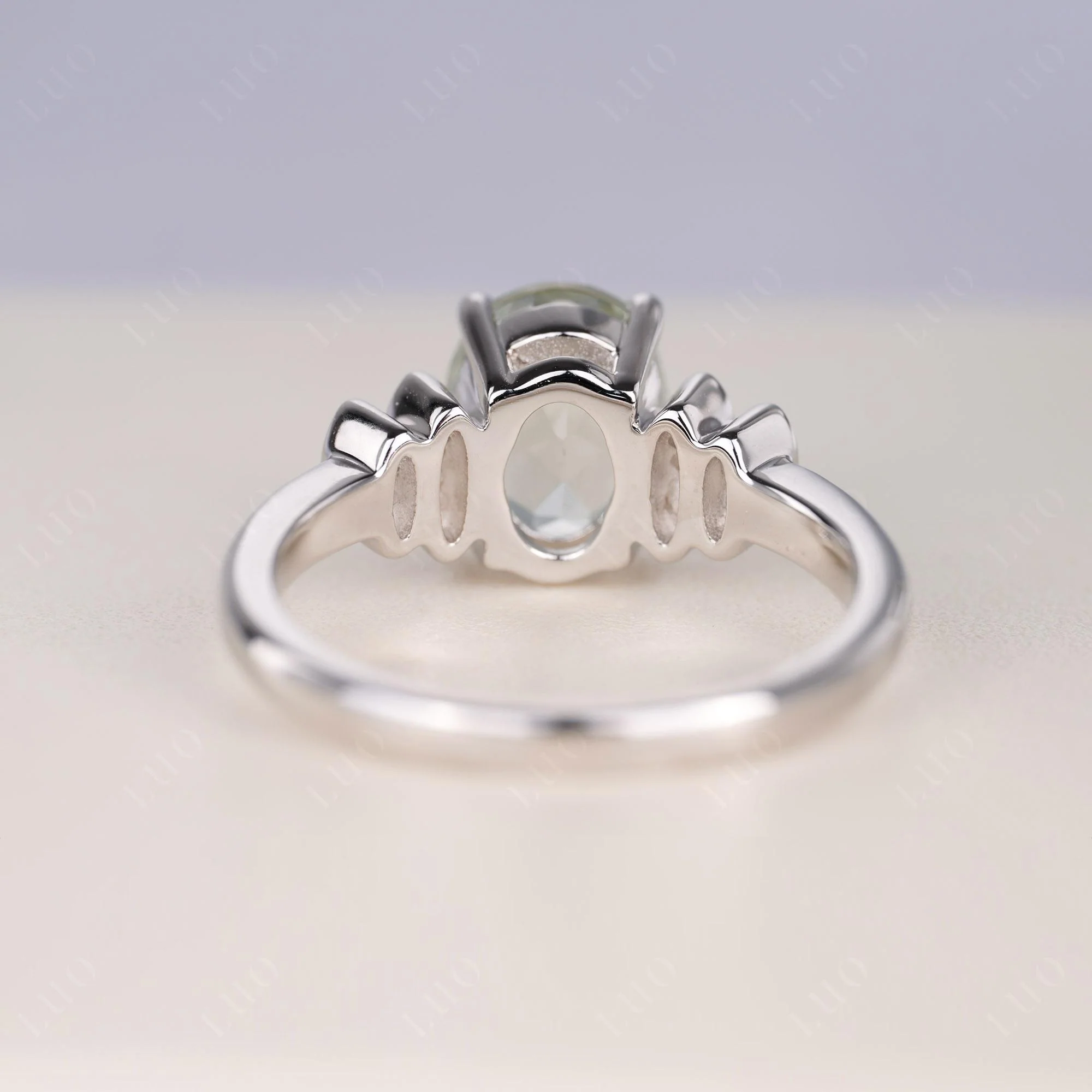 Oval Cut Simple Green Amethyst Engagement Ring - Image 3
