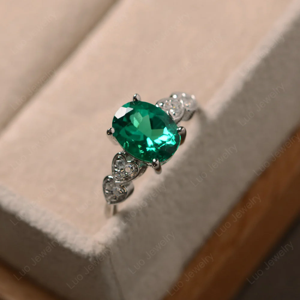 Heart Deco Emerald Engagement Ring - Image 2