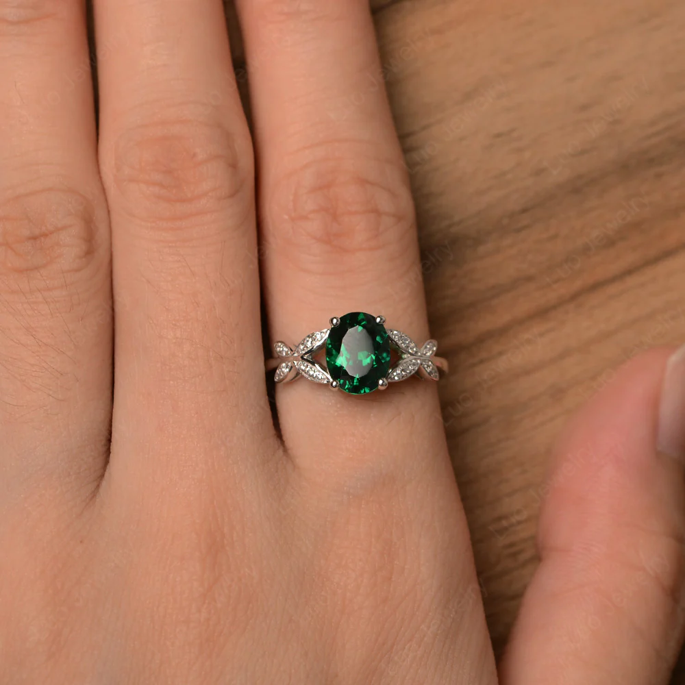 Emerald Butterfly Promise Ring - Image 4