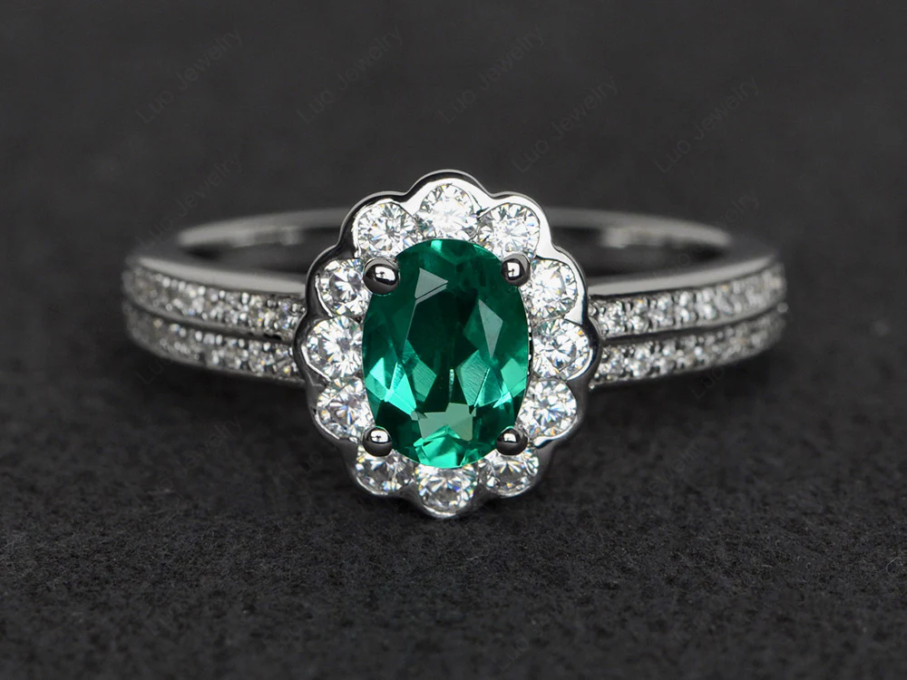 Emerald Scalloped Engagement Ring