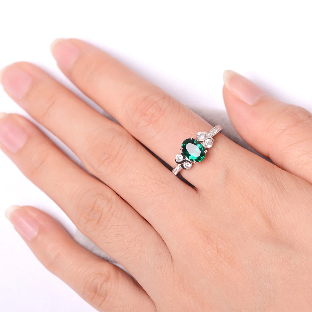 Emerald Infinity Oval Engagement Ring - Image 4