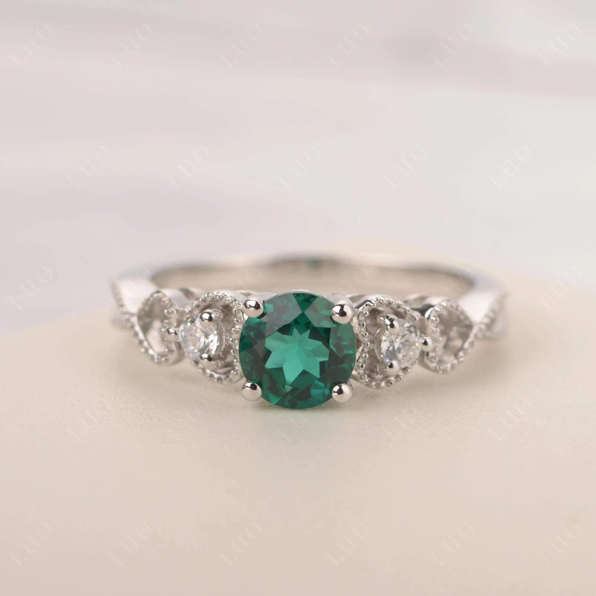 Emerald Vintage Style Engagement Ring - Image 10