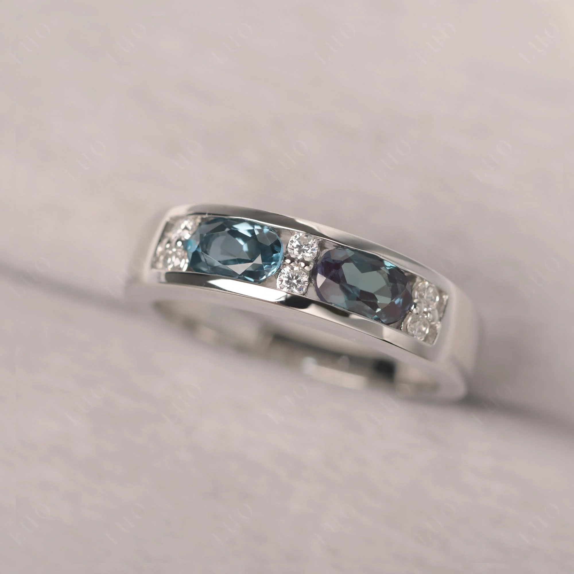 Oval Alexandrite and Blue Topaz Ring - Image 11