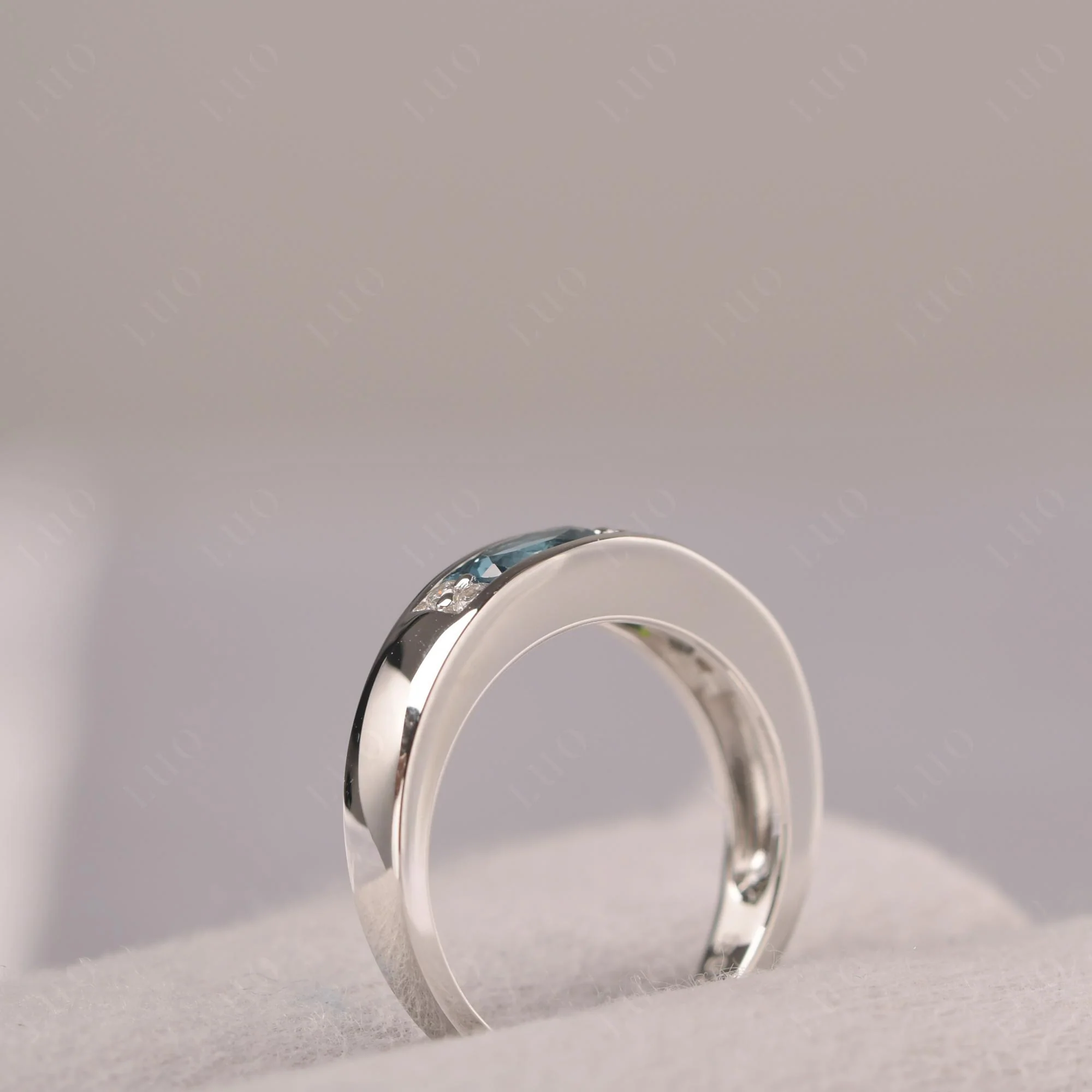 Diopside and London Blue Topaz Toi Et Moi Wedding Band - Image 13