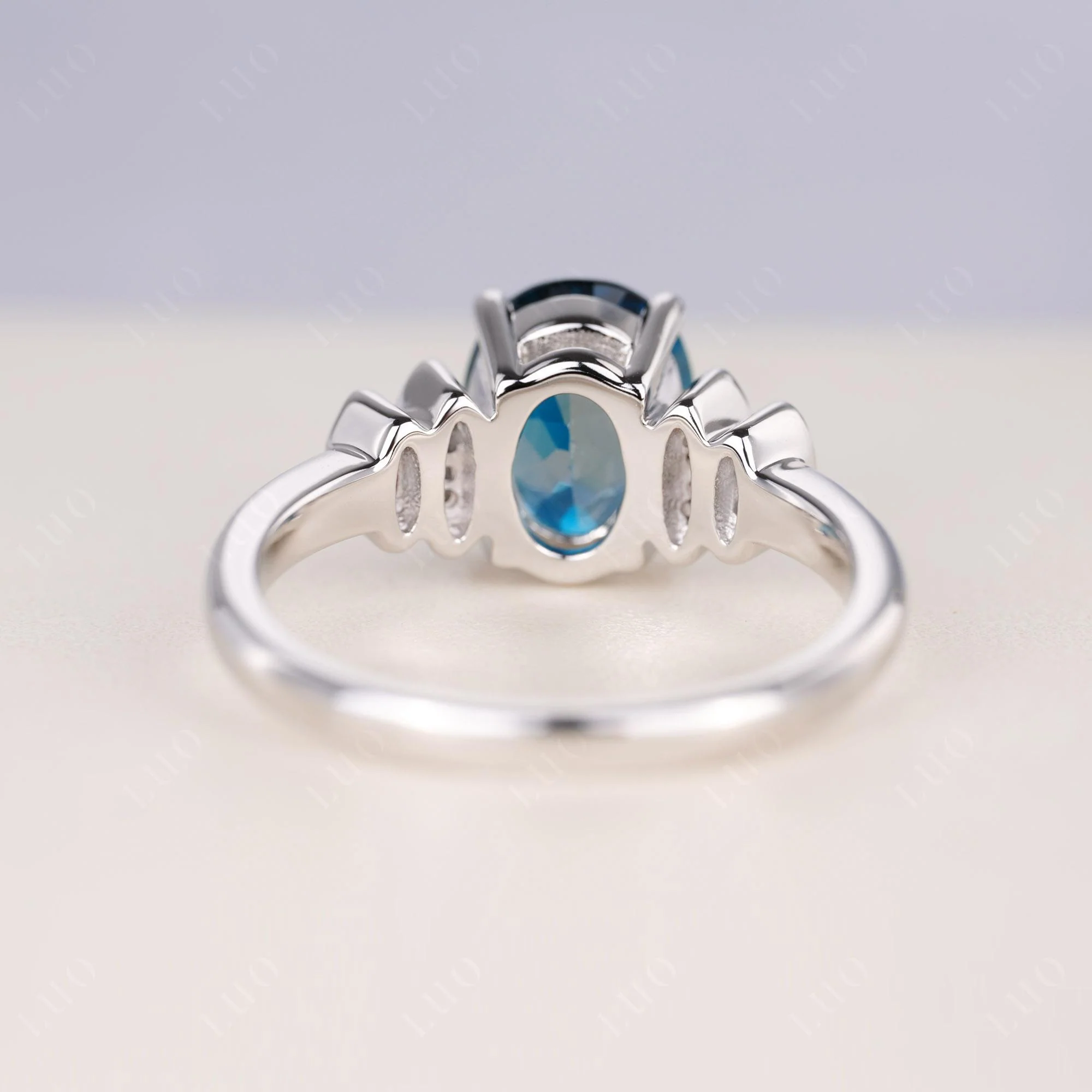Oval Cut Simple London Blue Topaz Engagement Ring - Image 3