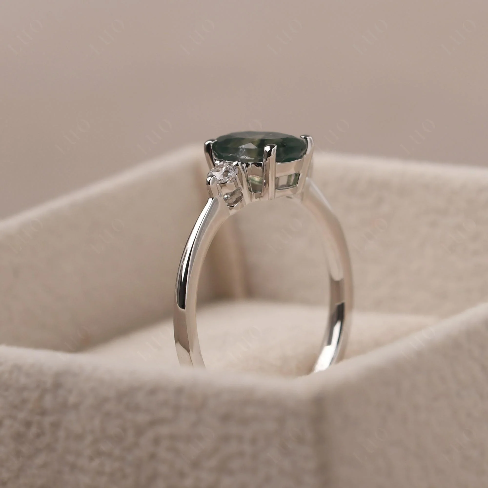 Trilogy Oval Moss Agate Ring - Image 32