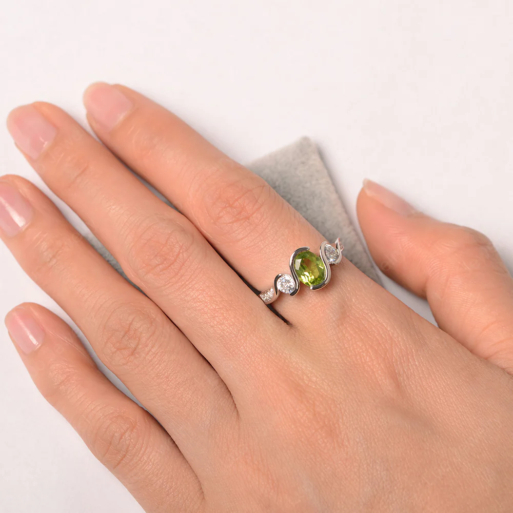 Peridot Three Stone Bezel Set Ring - Image 3