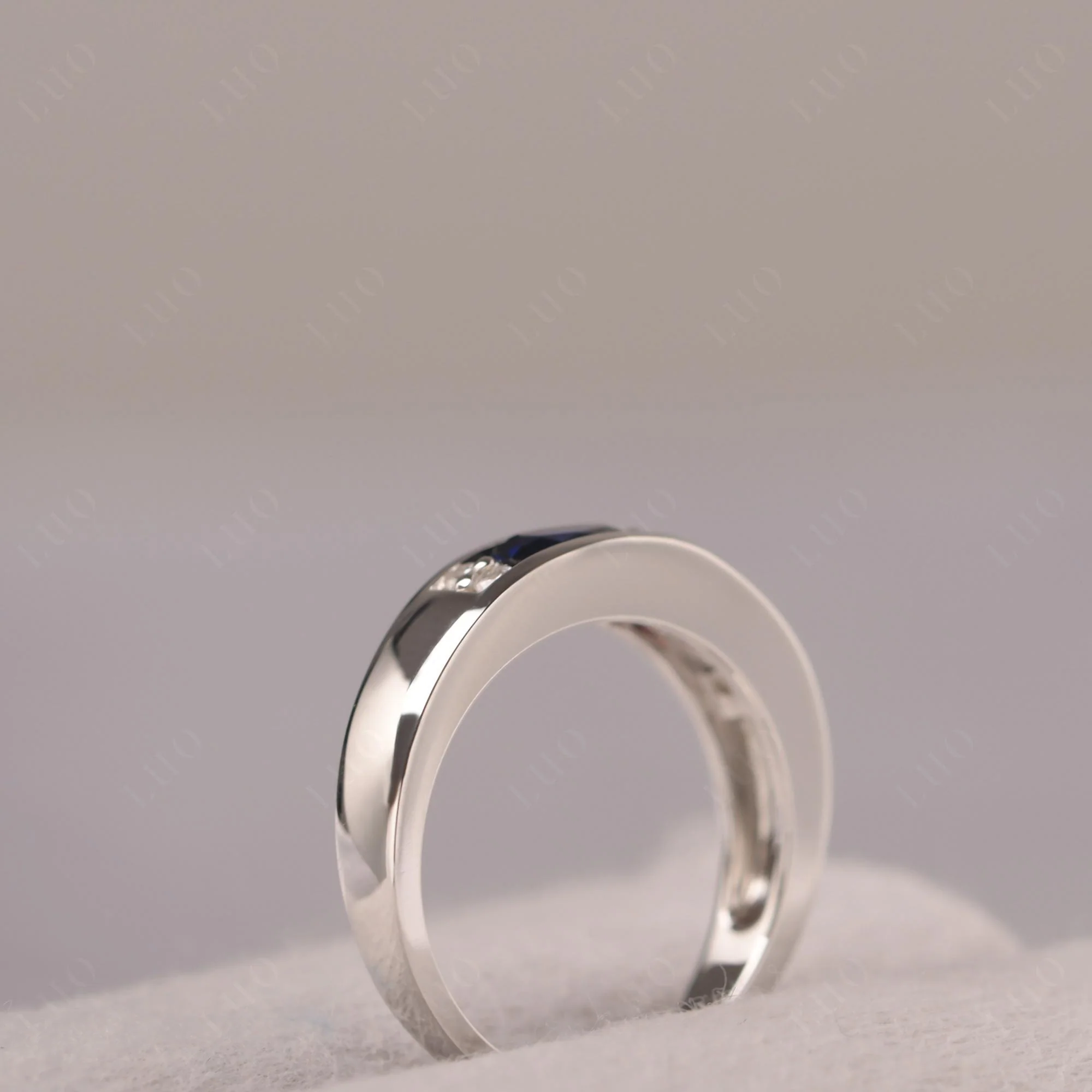 Oval Sapphire Wide Band Ring - Image 13