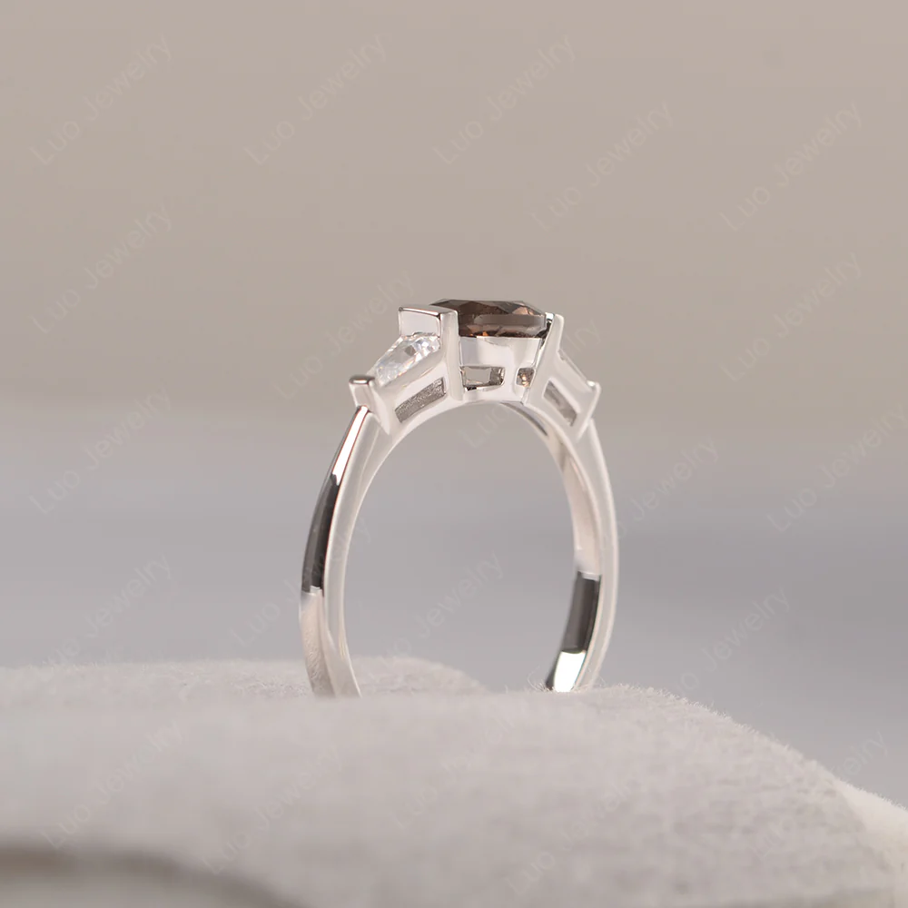 Oval Smoky Quartz Ring with Baguettes - Image 4