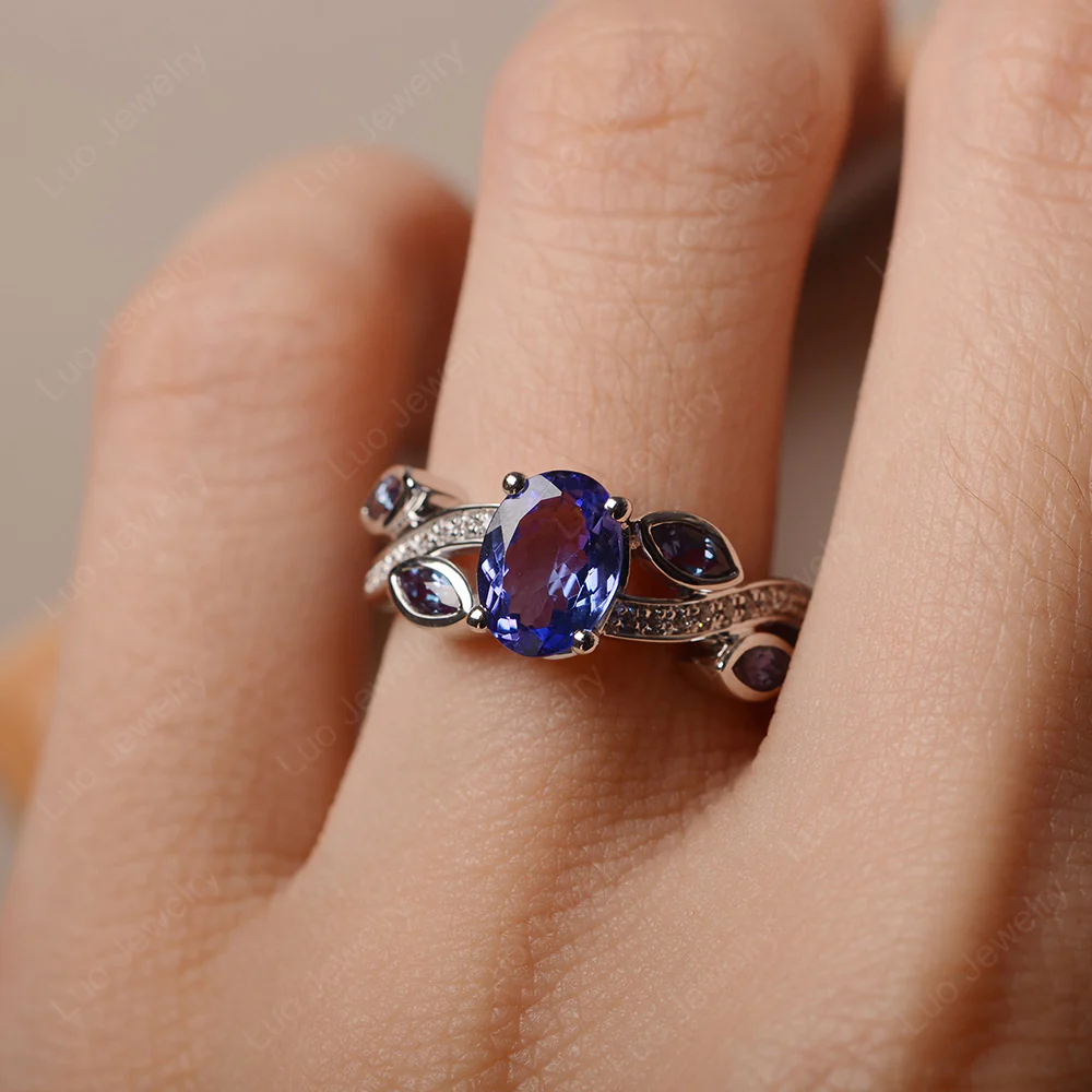 Oval Cut Tanzanite Leaf Ring - Image 5