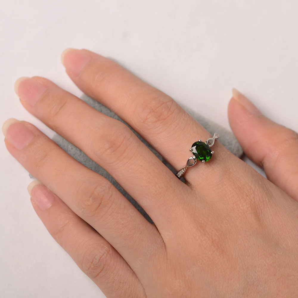 Oval Diopside Delicate Engagement Ring - Image 3