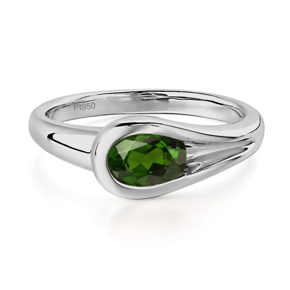 Diopside Minimalist Engagement Ring - Image 8