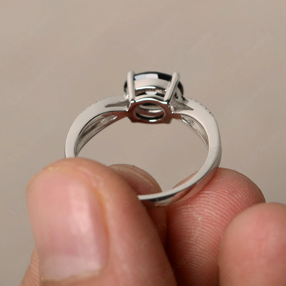 Oval East West Black Spinel Engagement Ring - Image 2