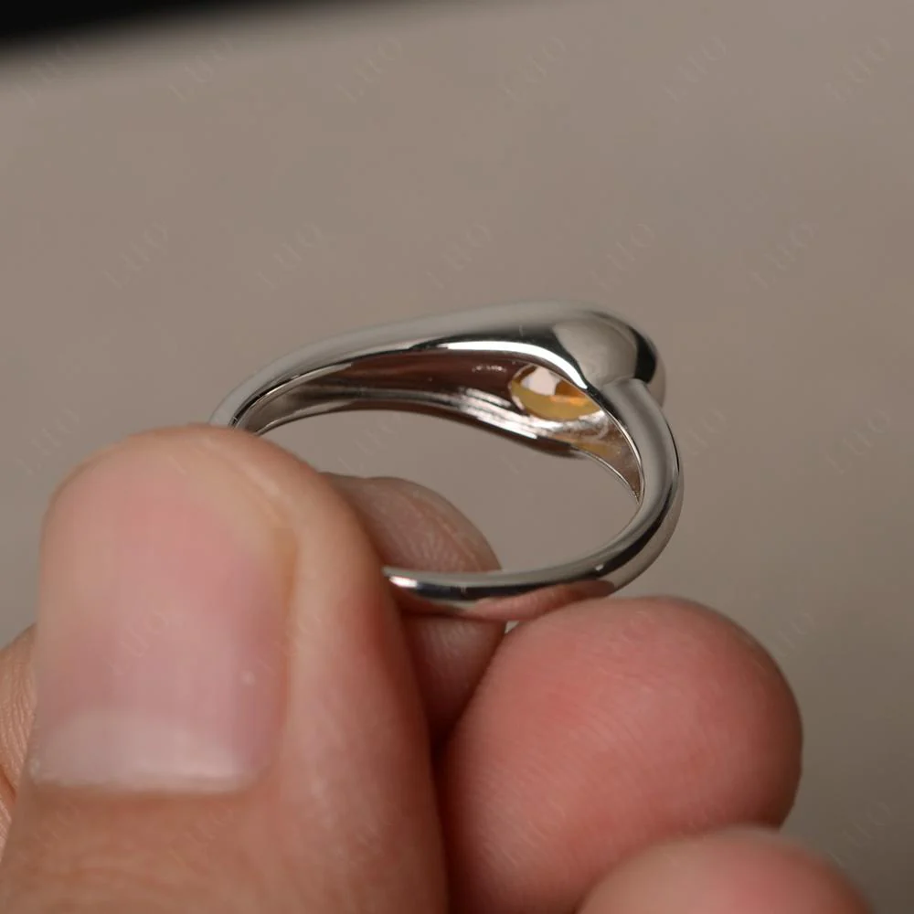 Fender Simple Oval Engagement Ring - Image 12
