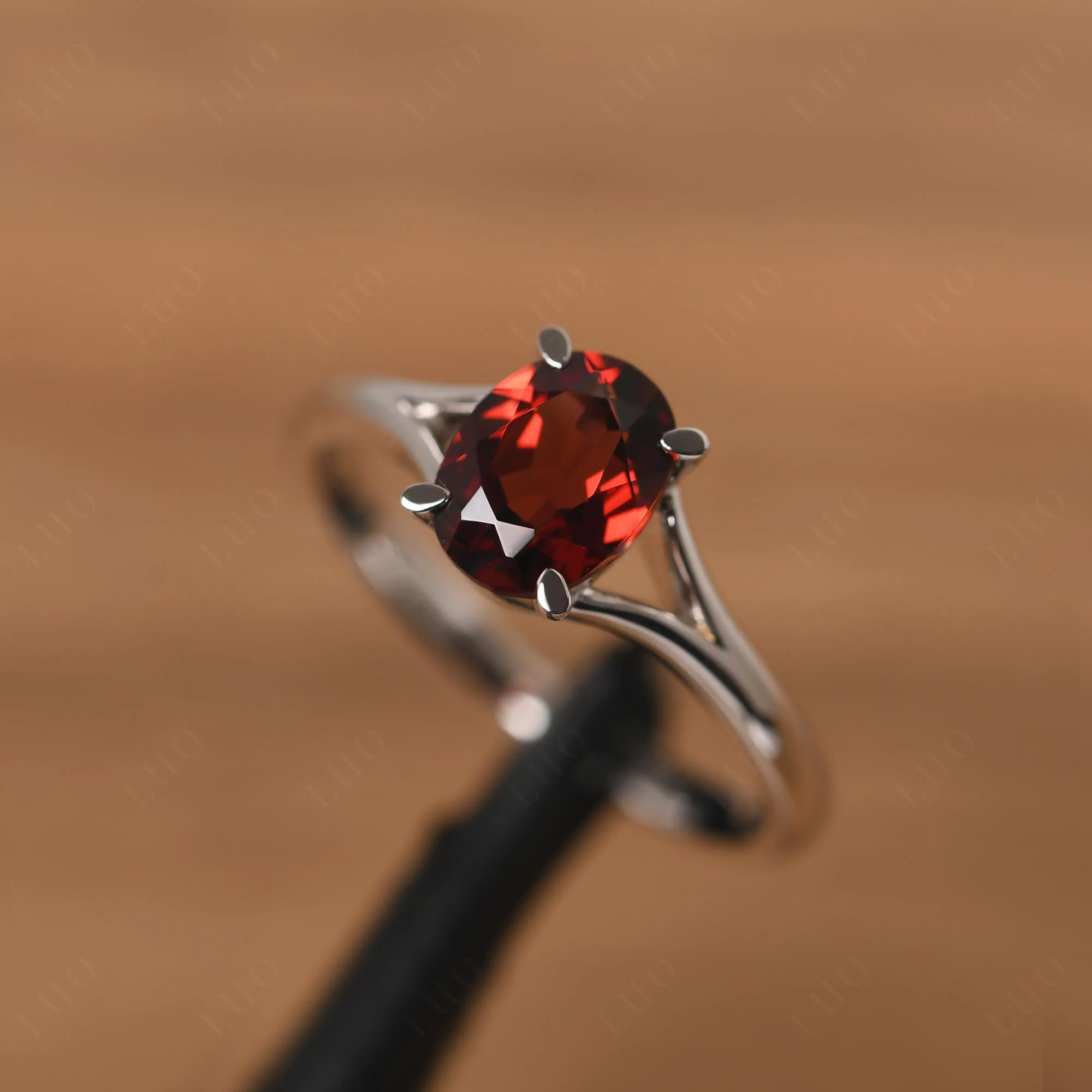 Garnet Split Shank Ring - Image 30