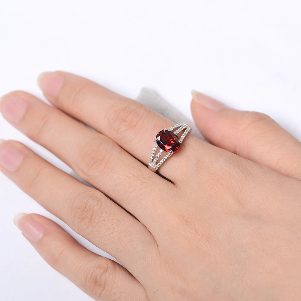 Garnet Triple Split Shank Ring - Image 4