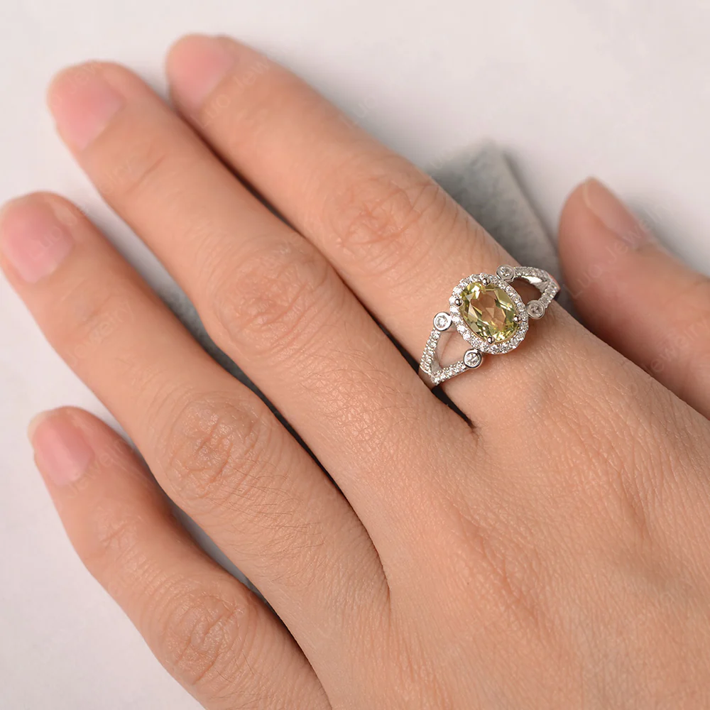 Oval Lemon Quartz Split Shank Engagement Ring - Image 3