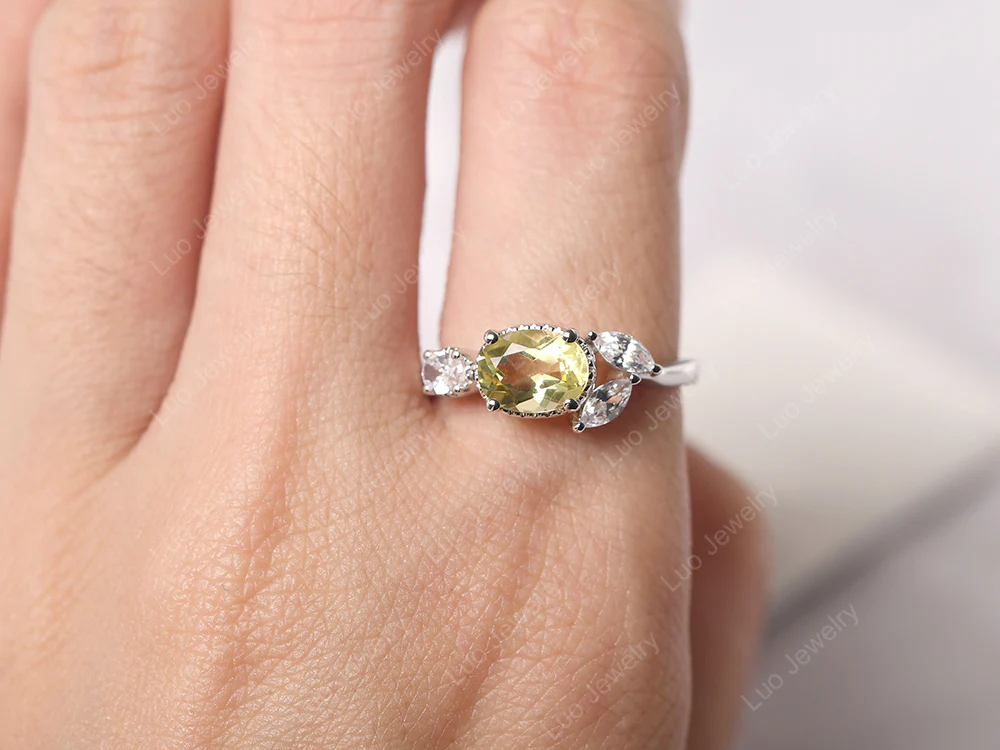 Oval Lemon Quartz Cluster Ring - Image 5