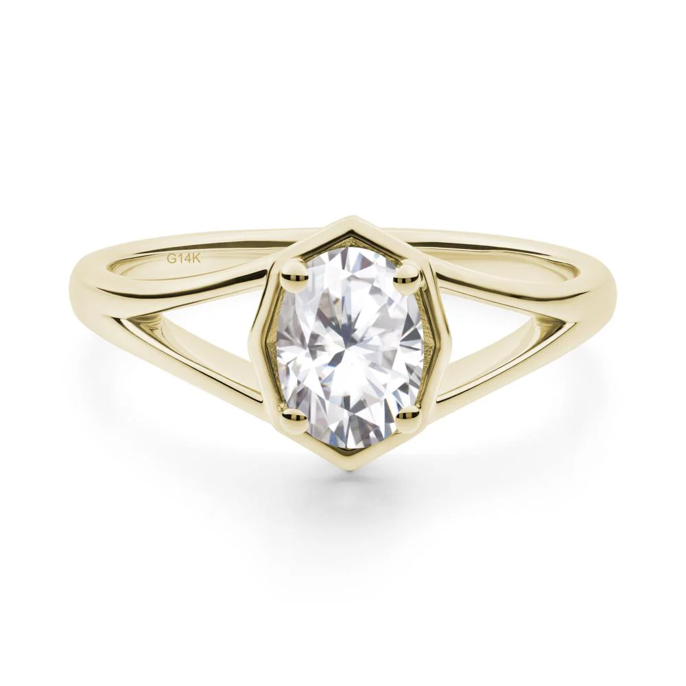 Oval Moissanite Split Shank Eengagement Ring - Image 3