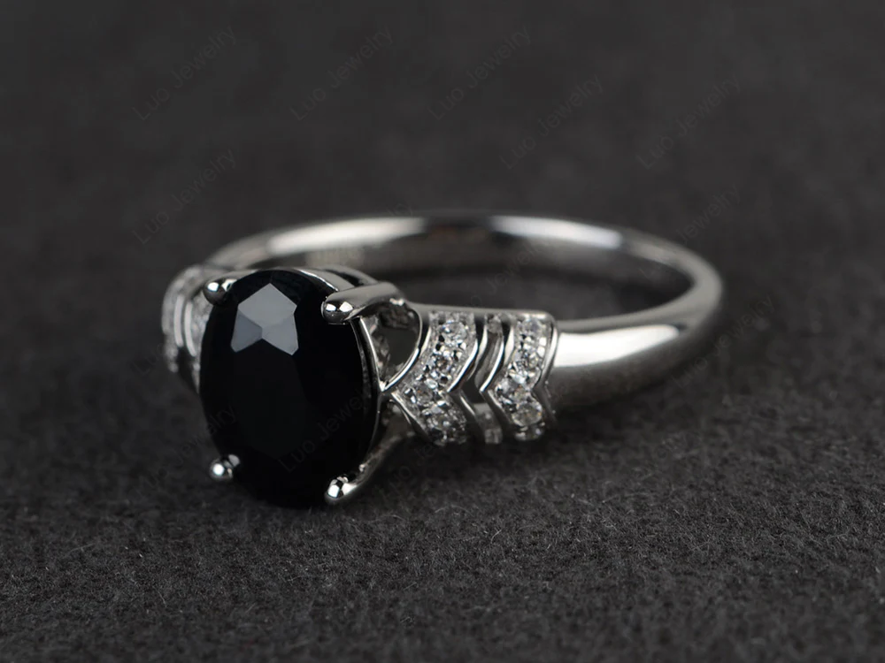Oval Cut Black Spinel Art Deco Ring - Image 2