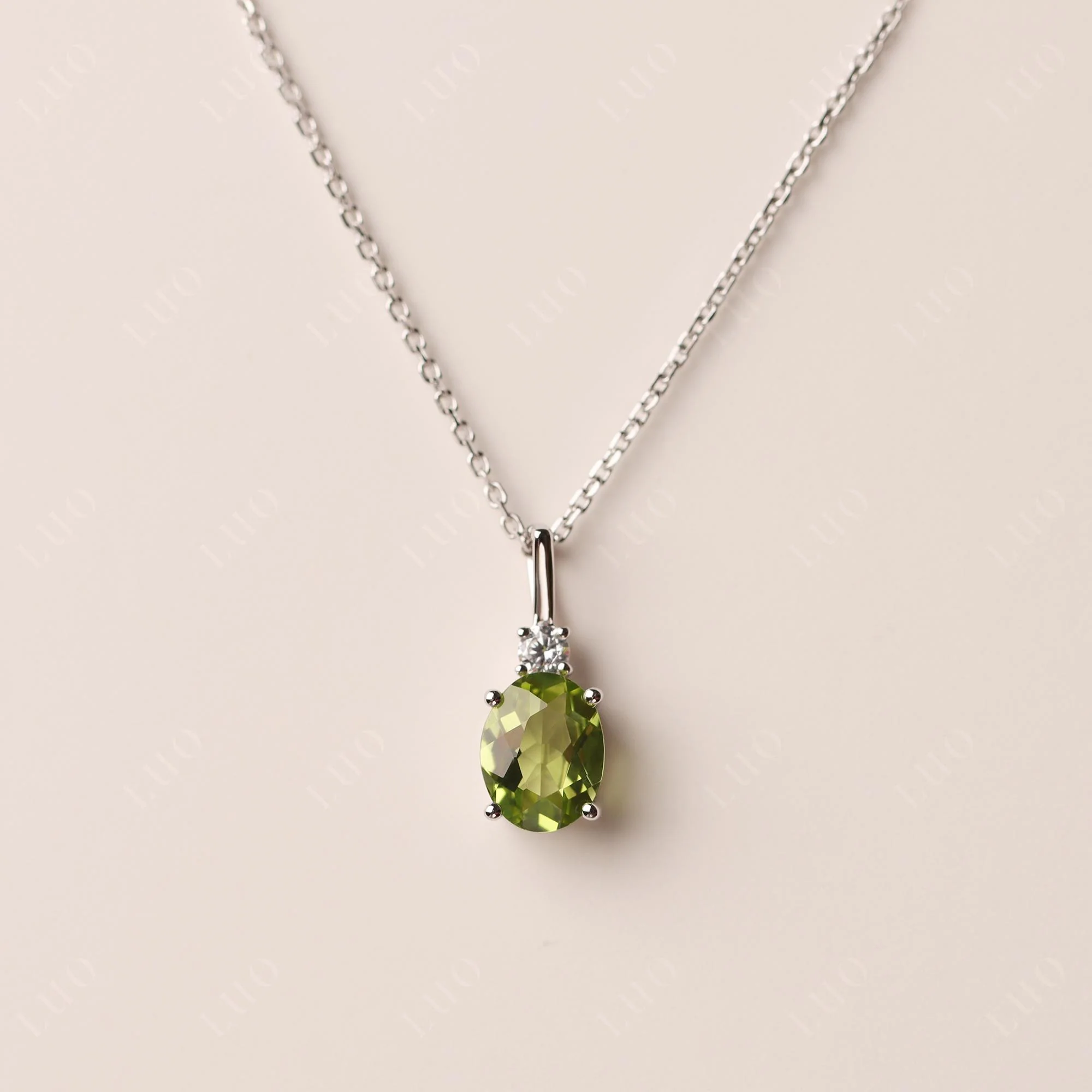 Simple Oval Peridot Necklace - Image 10