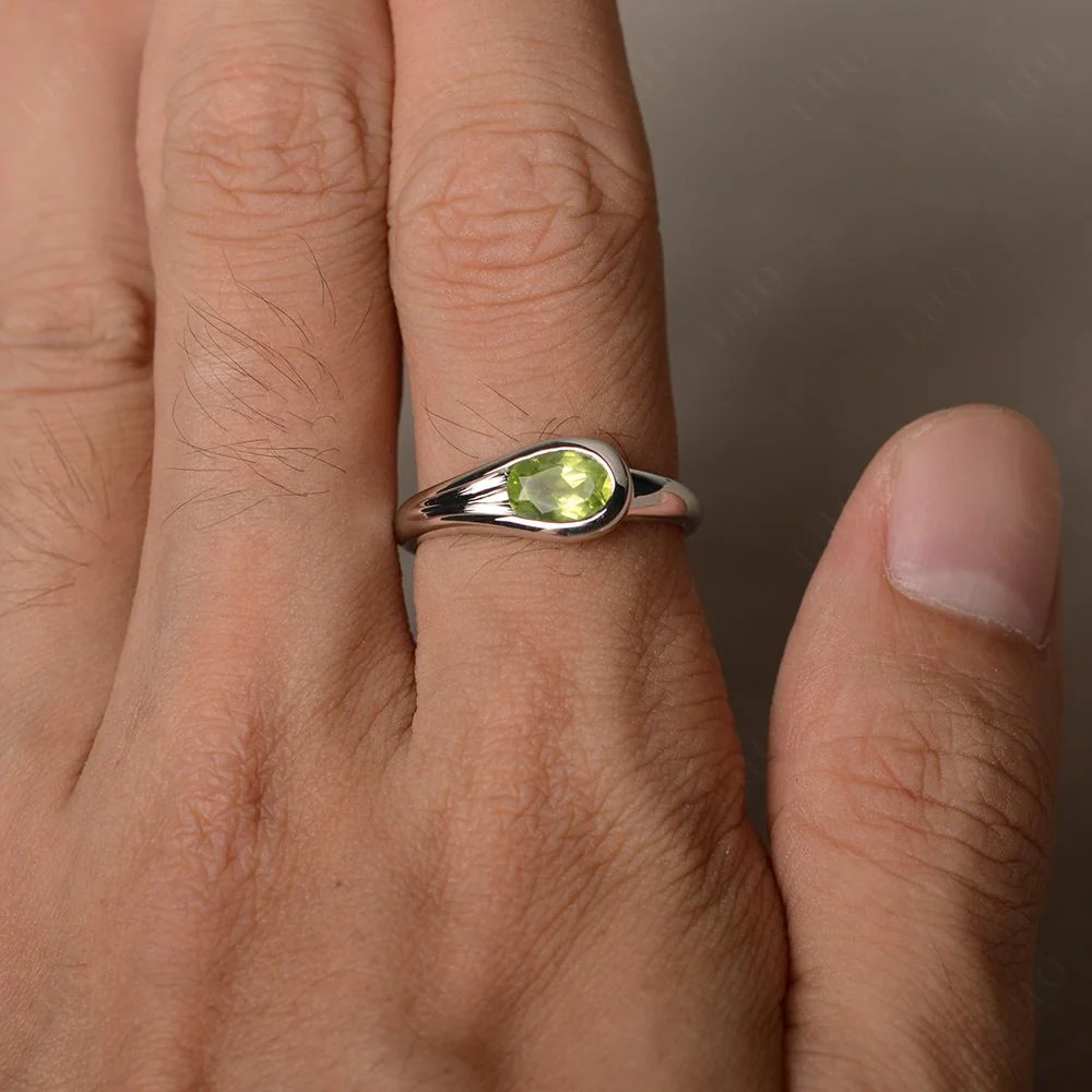 Peridot Streamline Ring - Image 13