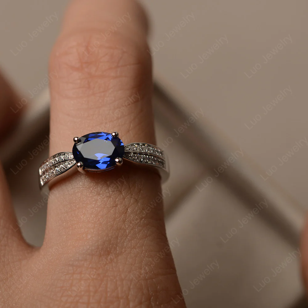 Oval Sapphire Horizontal Two Rows Pave Ring - Image 4