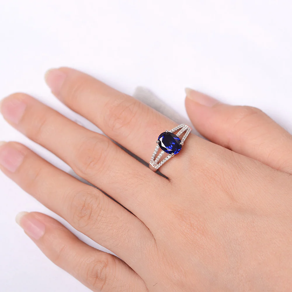 Sapphire Triple Split Shank Ring - Image 4