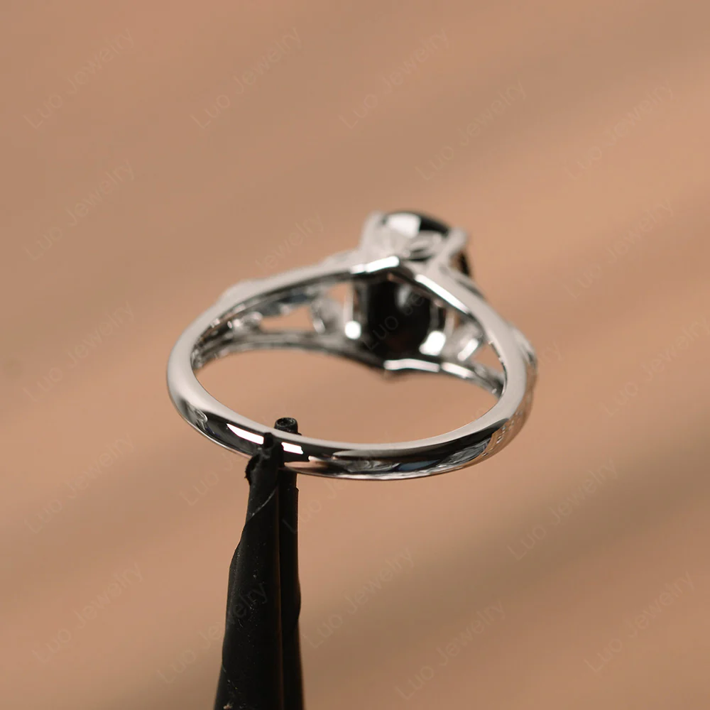 Black Spinel Leaf Solitaire Engagement Ring - Image 3