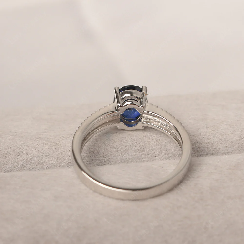 Oval Sapphire Chevron Ring - Image 3