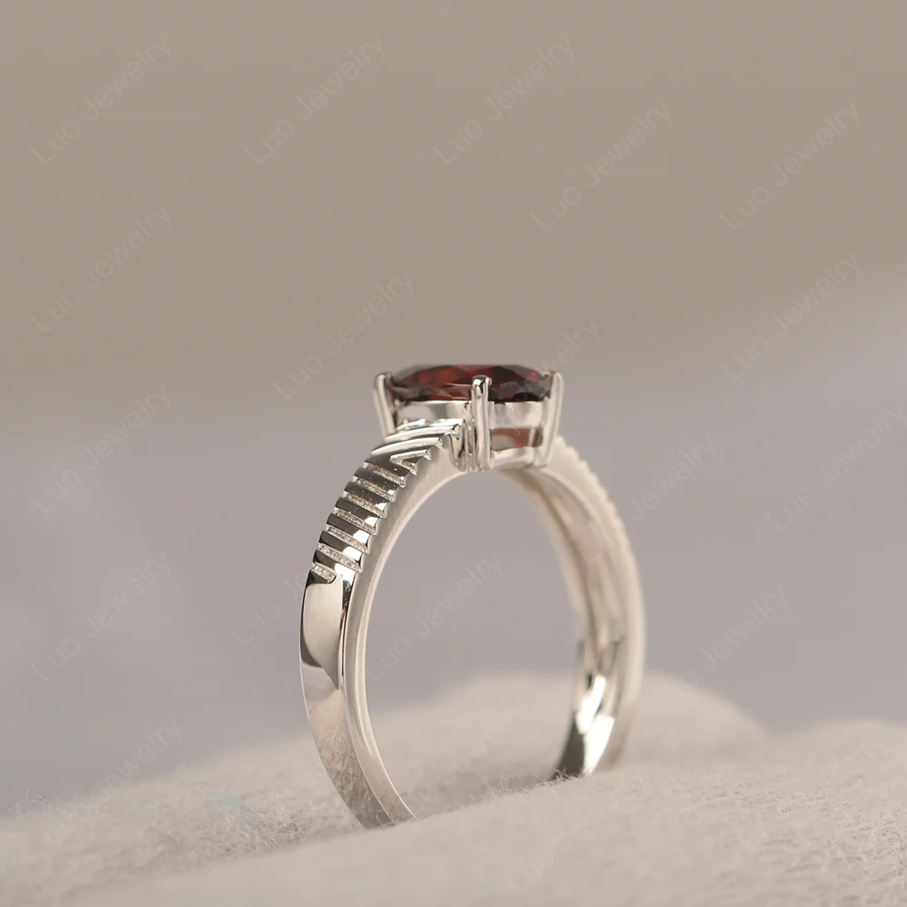 Oval Garnet Chevron Ring - Image 4