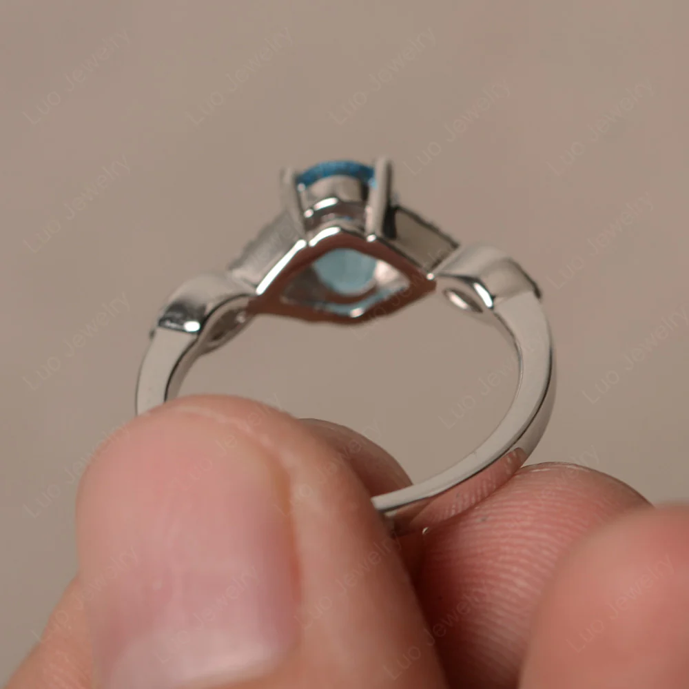 Oval Swiss Blue Topaz Split Shank Ring - Image 2