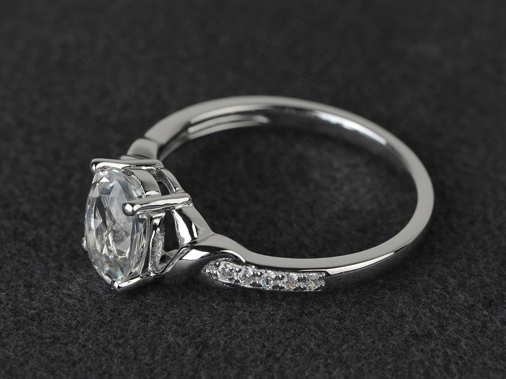 Oval White Topaz Twist Ring - Image 2