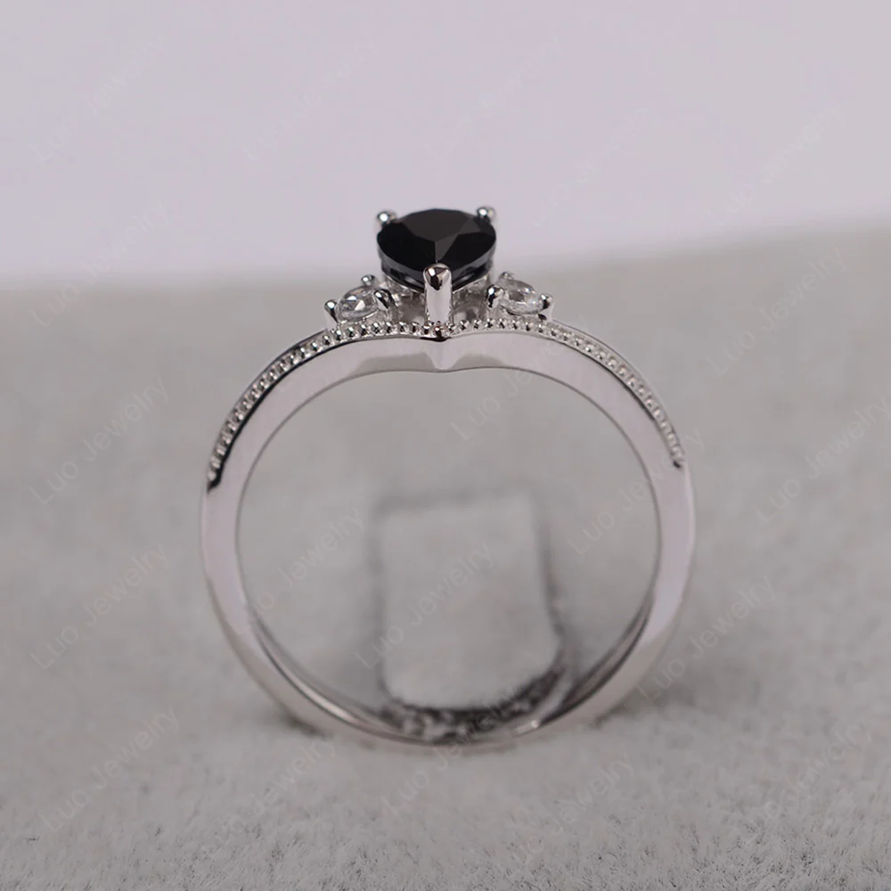 Pear Shaped Black Spinel Chevron Ring - Image 3