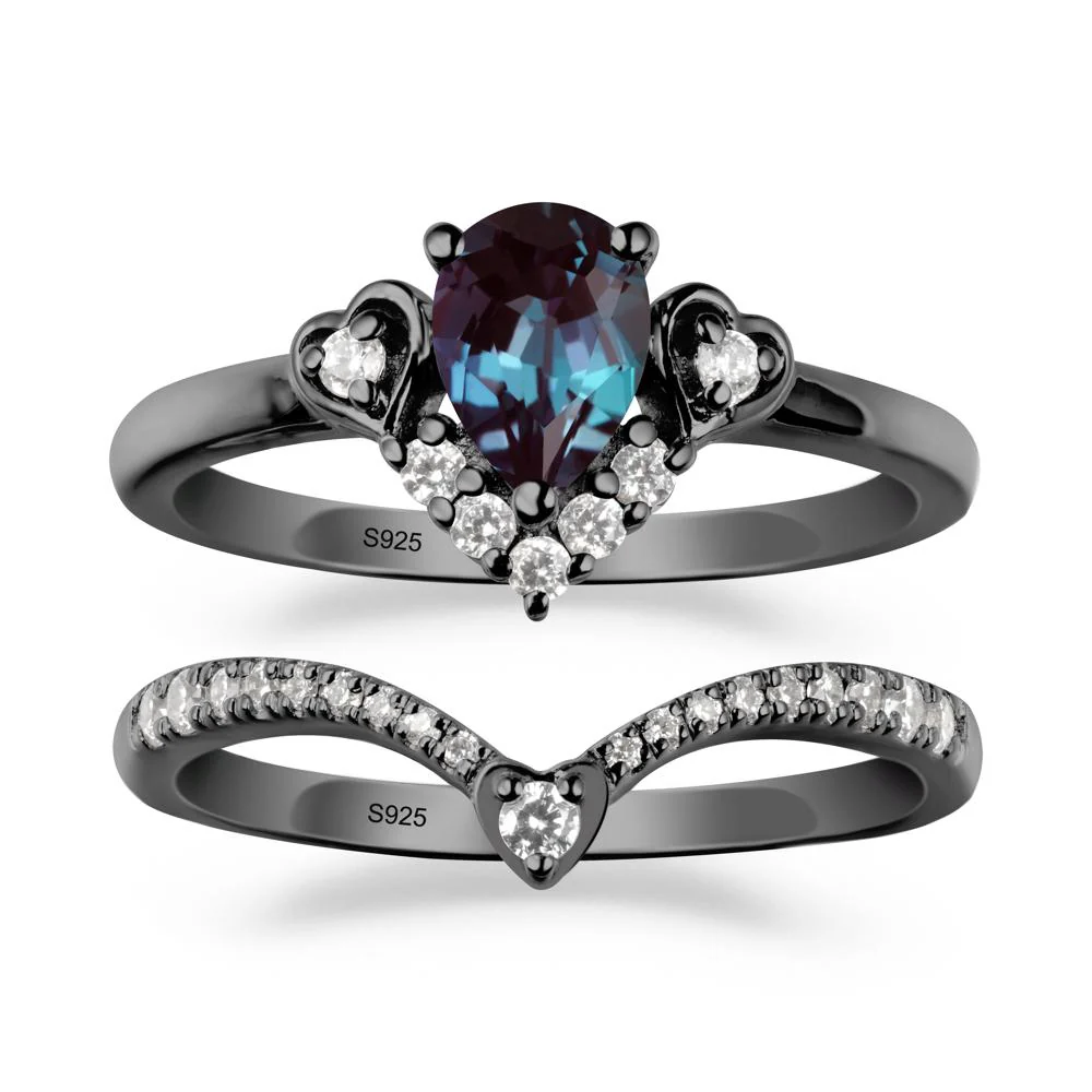 Pear-Cut Alexandrite Heart Bridal Set - Image 7