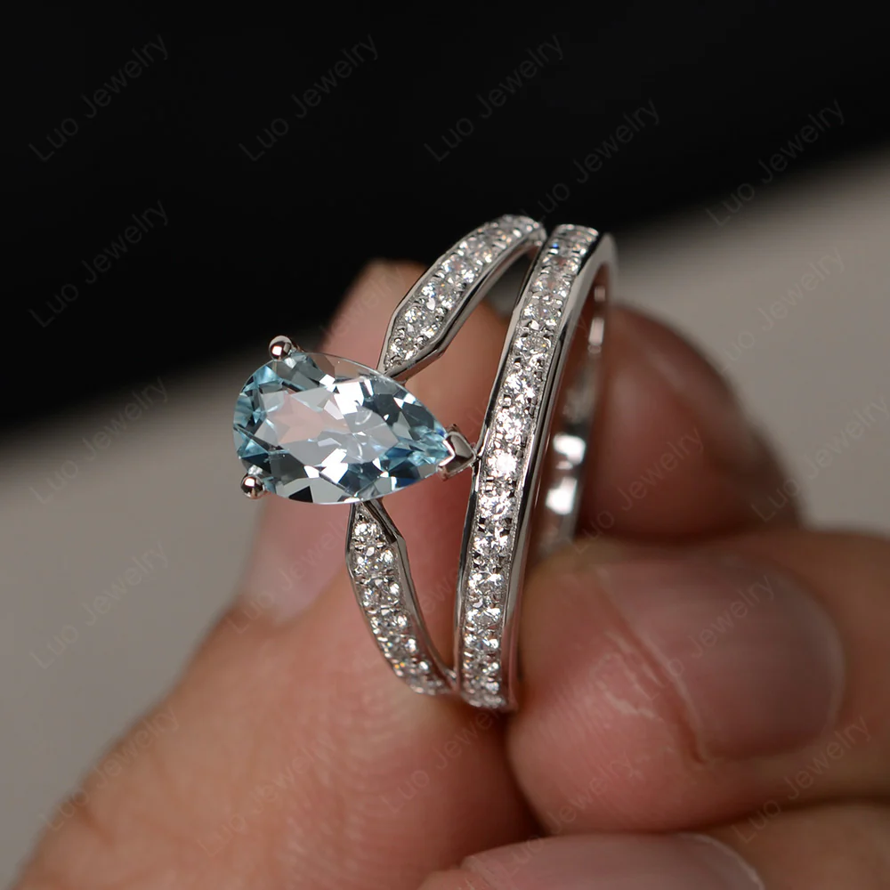 Pear Cut Aquamarine Engagement Ring