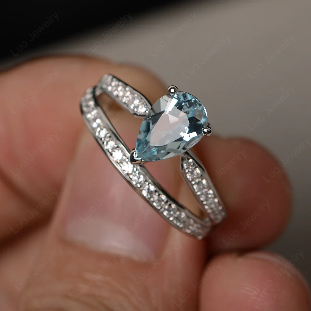 Pear Cut Aquamarine Engagement Ring - Image 2