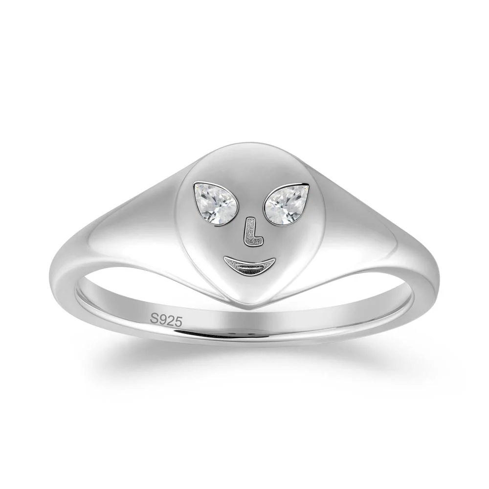 Pear Cut Cubic Zirconia Ring with Smile Emoji - Image 4