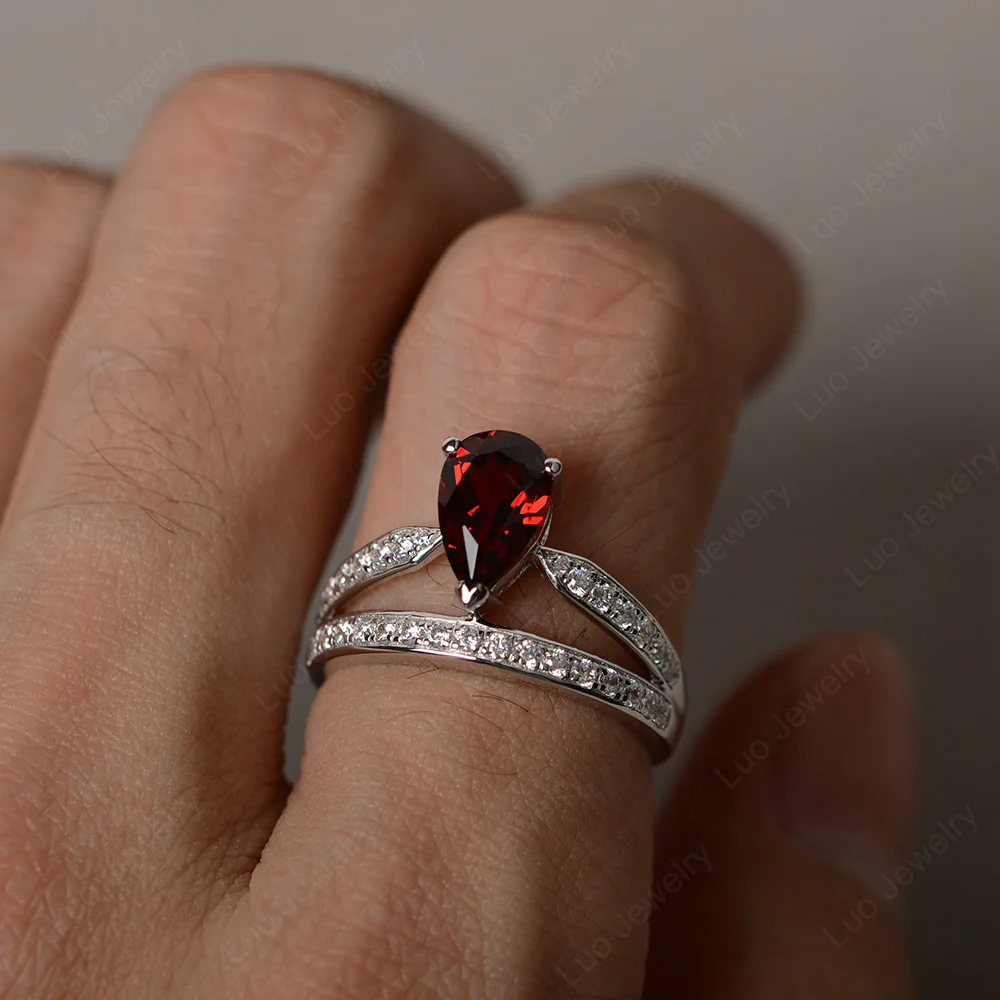 Pear Cut Garnet Engagement Ring - Image 4