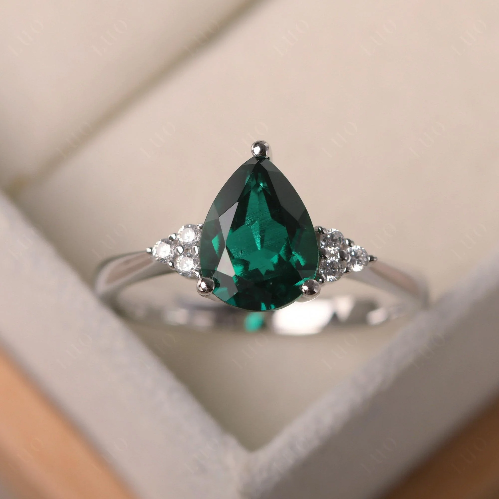 Pear Shaped Emerald Promise Ring - Image 2
