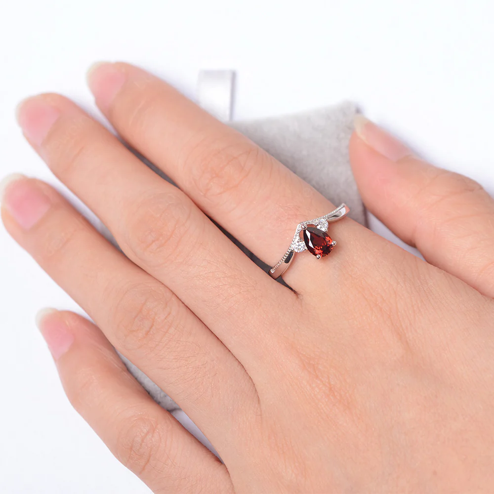 Pear Shaped Garnet Chevron Ring - Image 4
