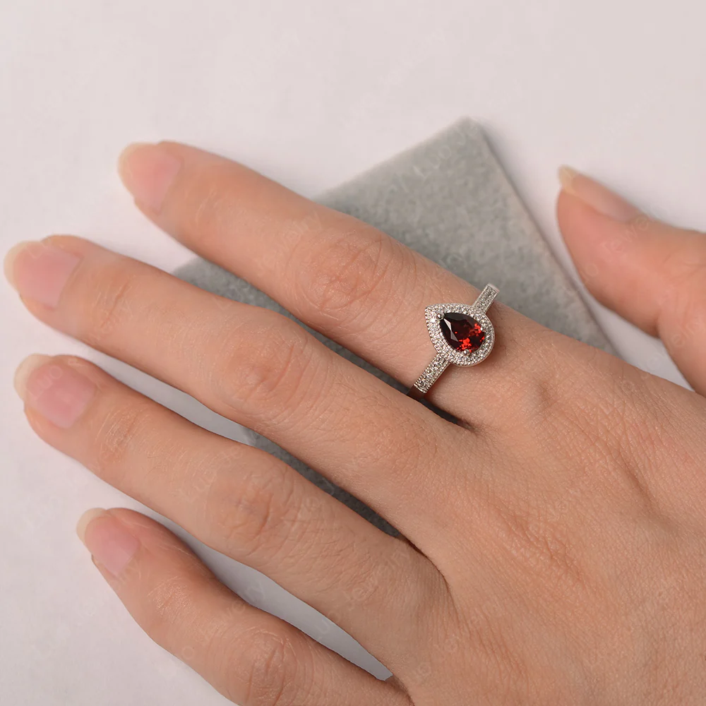 Milgrain Garnet Ring - Image 3