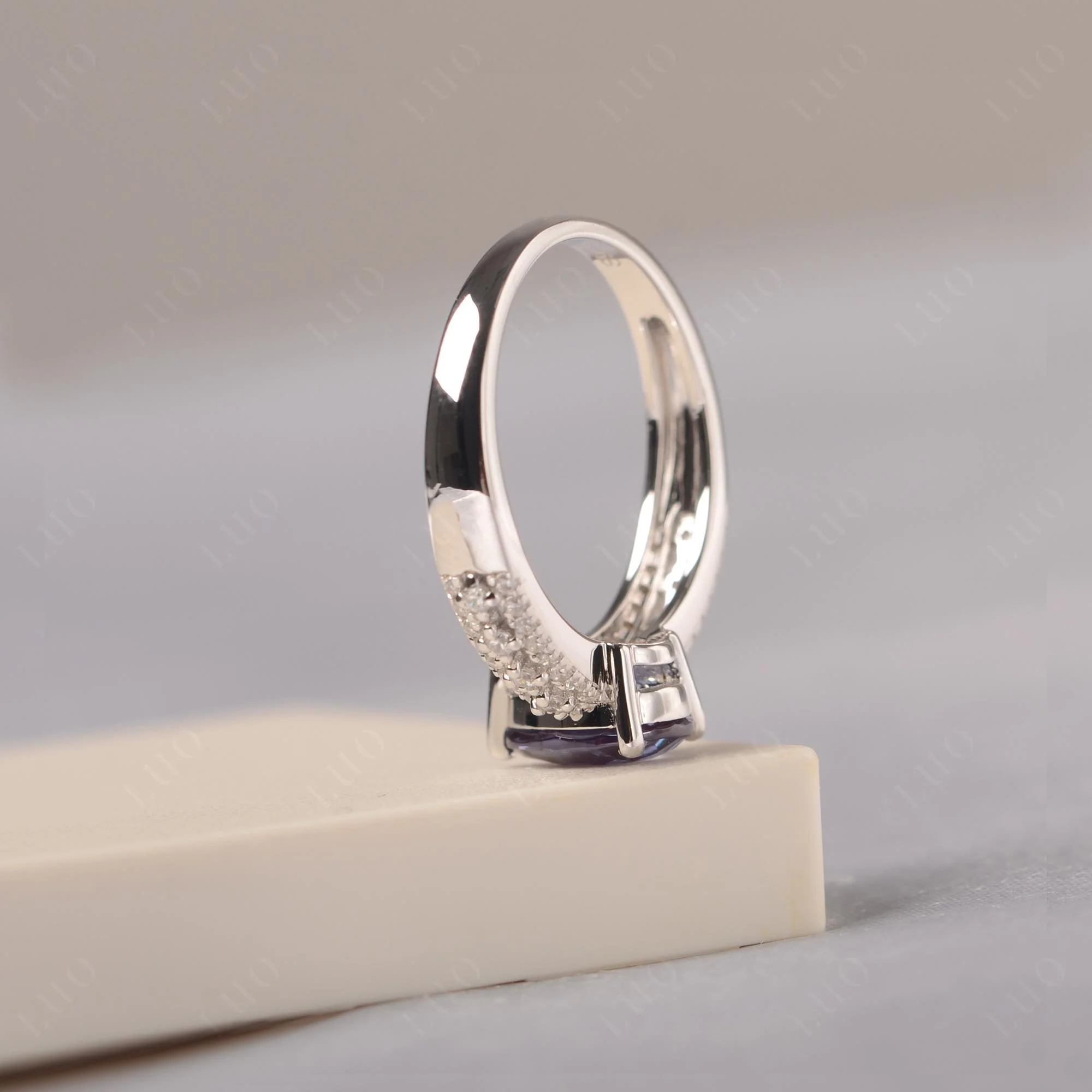 Alexandrite 3 Rows Pave Engagement Ring - Image 4