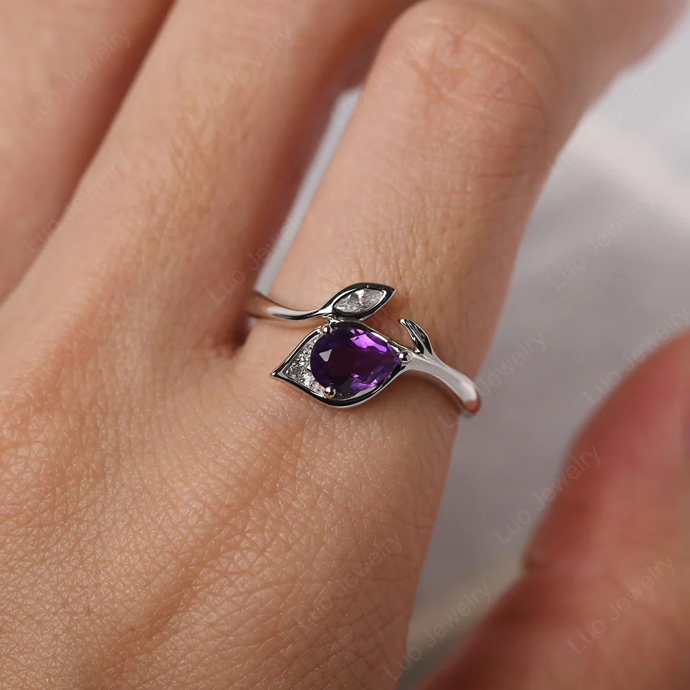 Amethyst Leaf Design Ring - Image 6