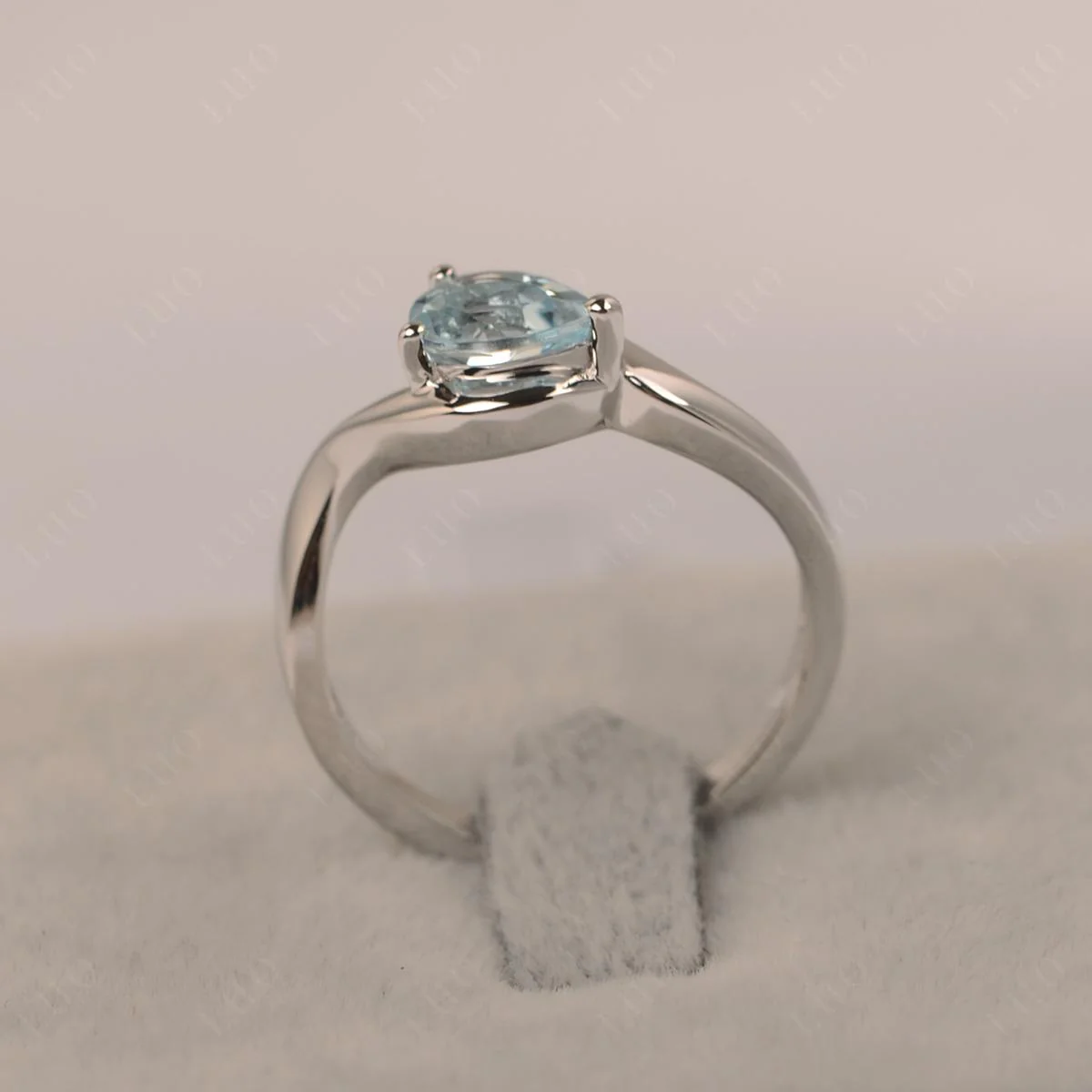 Pear Shaped Aquamarine East West Solitaire Ring - Image 11