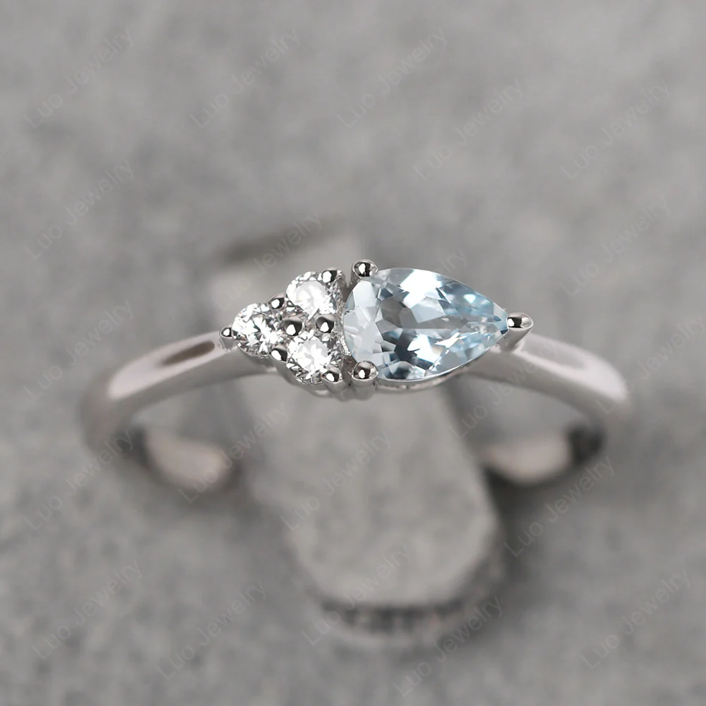 Petite Aquamarine Ring