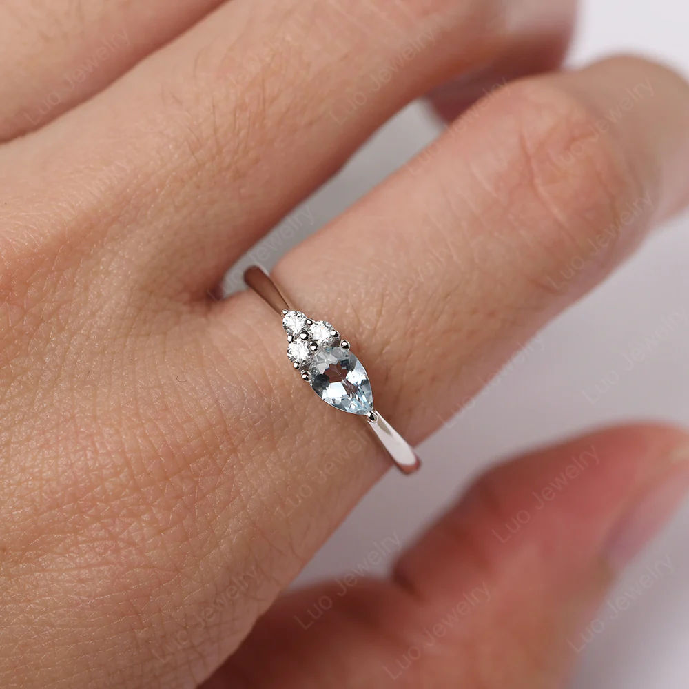 Petite Aquamarine Ring - Image 5