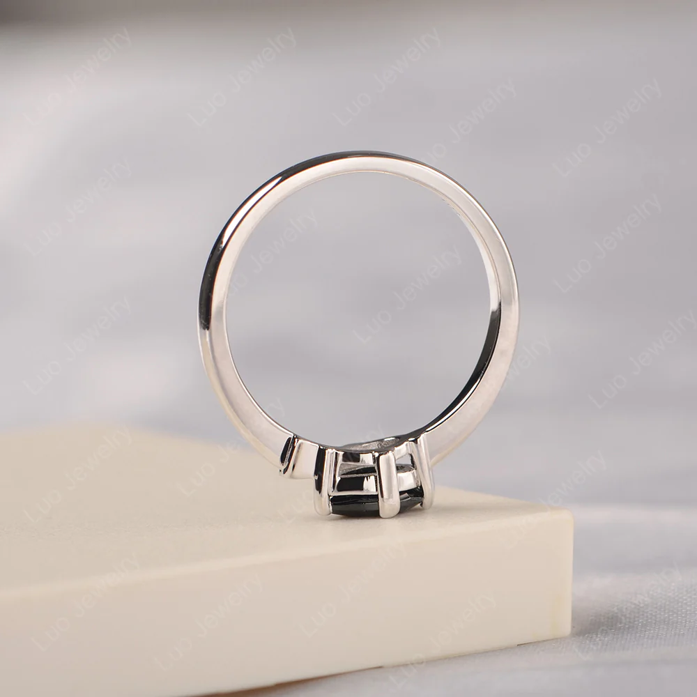 Pear Shaped Black Spinel Fish Ring - Image 4