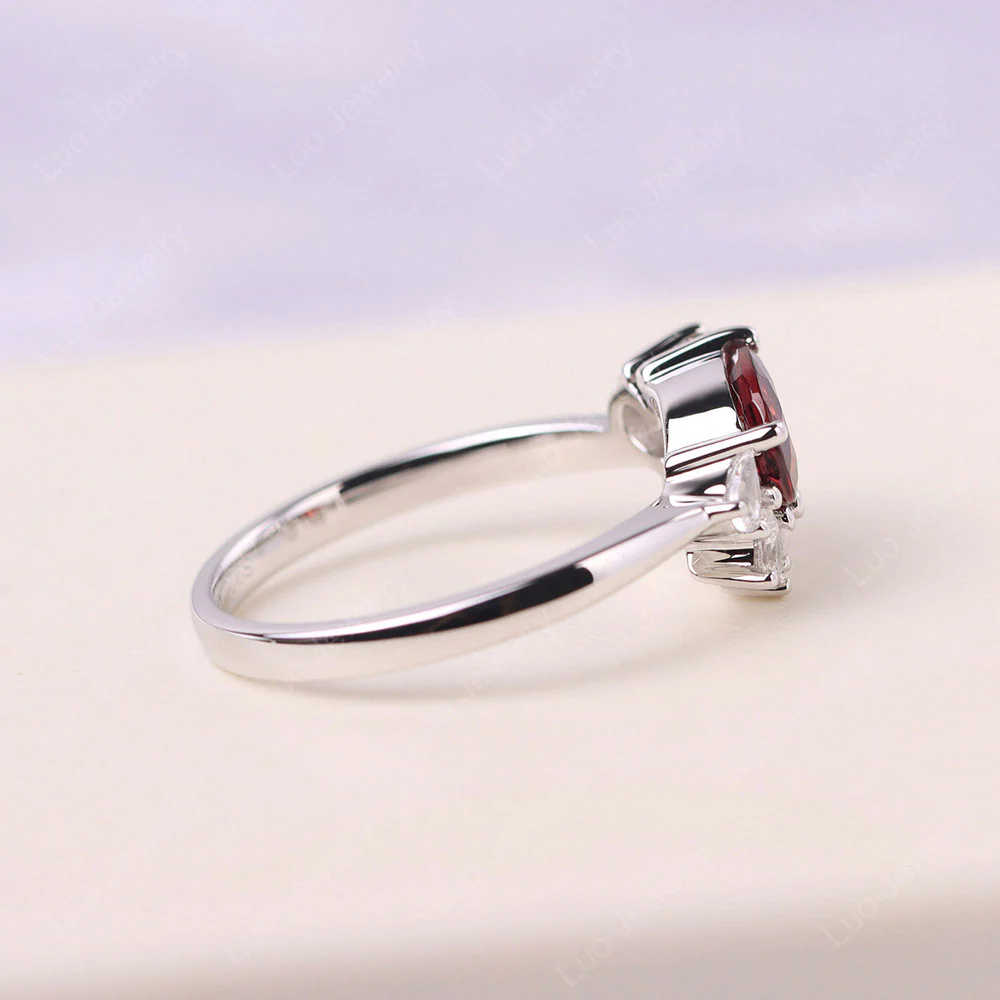 Pear Shaped Cluster Garnet Mothers Ring - Image 4